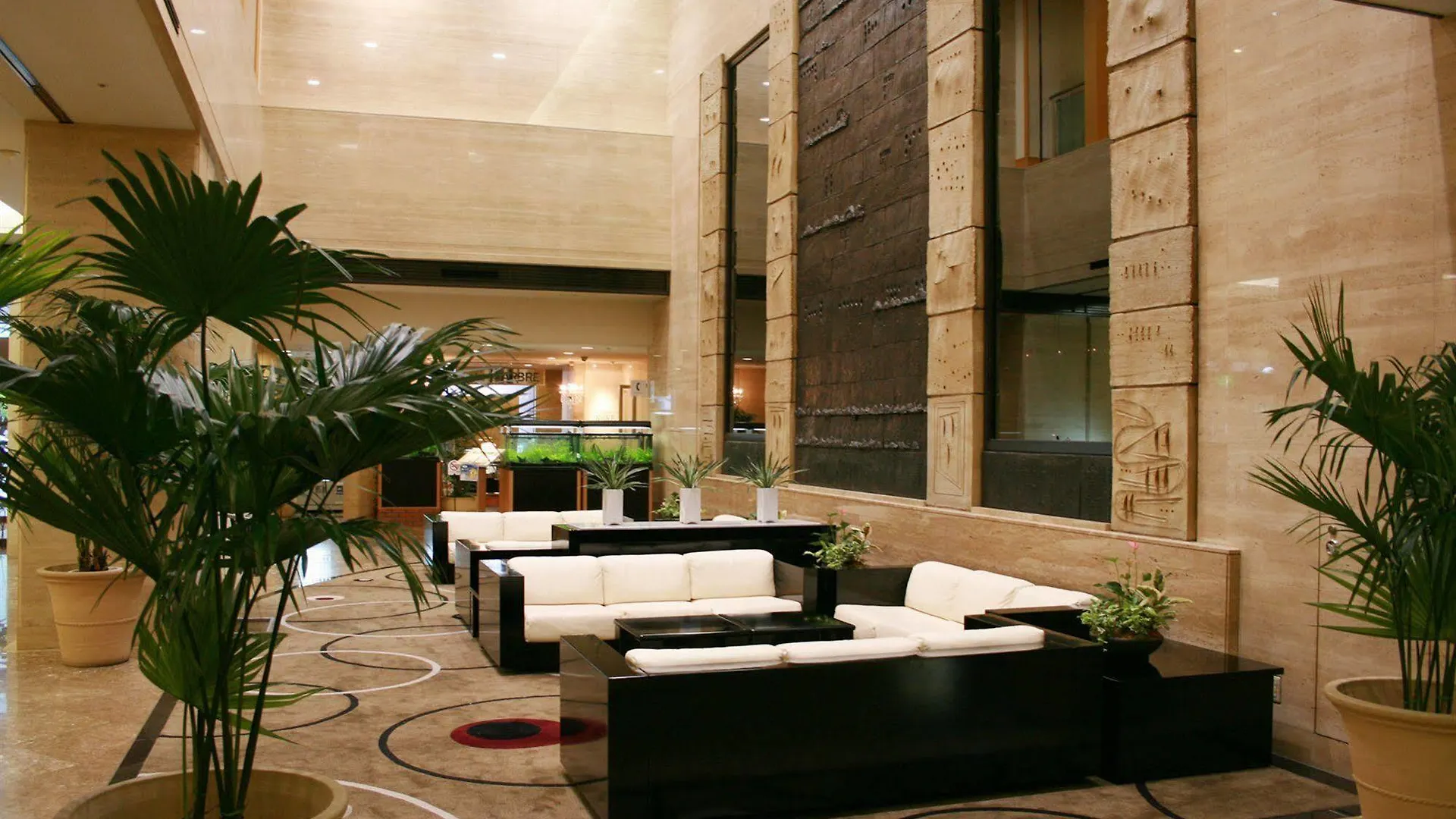 ***  Hotel Nagoya Garden Palace Japan